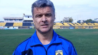 Κόντης: «Ο Βαζέχα αδικείται, δεν τον έχουν βοηθήσει»