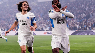 Ανοίγει το σκορ η Μαρσέιγ σε πολύ οριακή φάση για οφσάιντ