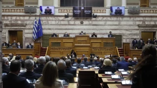 Η απάντηση της Βουλής για το βίντεο με το μέλος του Τάγματος Αζόφ