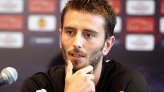 Με καθυστέρηση ενός χρόνου