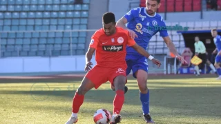 Παίκτης του Ολυμπιακού Βόλου κατήγγειλε ξυλοδαρμό από στέλεχος της ομάδας