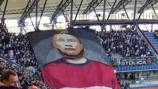 «Κρέμασαν» τον Πούτιν οι οπαδοί της Λέγκια