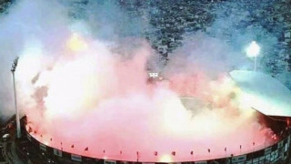 To pyroshow, o… Παπάς και ο Κλάους