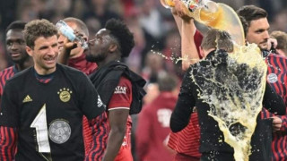 Μπάγερν Μονάχου: Παραδοσιακό... μπουγέλωμα με μπύρα στον Νάγκελσμαν!