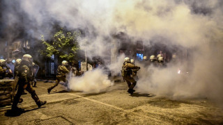 Θεσσαλονίκη: Επίθεση με μολότοφ σε αστυνομικούς τα ξημερώματα στο κέντρο