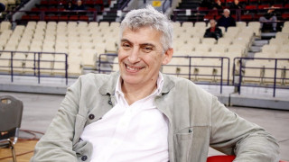 Φασούλας σε Λιόλιο: Προσλάβατε δημοσιογράφους για να δημιουργήσετε προσωπικό δημοσιογραφικό στρατό;