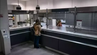 Συντάξεις: Στον «αέρα» χιλιάδες δημόσιοι υπάλληλοι για πρόωρη συνταξιοδότηση