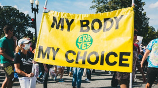 Οι αμβλώσεις στην ΕΕ: Οι δύο χώρες που τις απαγορεύουν