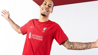 Λίβερπουλ: Νέα φανέλα χωρίς... Σαλάχ