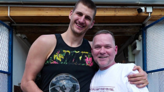 NBA: Παρέλαβε το βραβείο του MVP στην πατρίδα του ο συγκινημένος Γιόκιτς