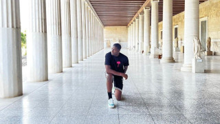 Ο Καπέλα κάνεις διακοπές την Αθήνα