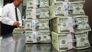 Κάθε 30 ώρες γεννιέται και ένας δισεκατομμυριούχος