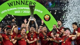 «Καίγεται» η Ρώμη για τον Μουρίνιο και τους παίκτες της Ρόμα!