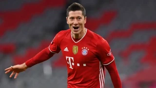 Ανεπανάληπτος Λεβαντόφσκι: Τέλος από την Μπάγερν με 344 γκολ σε 375 αγώνες!