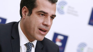 Τι απάντησε ο Πλεύρης για την επιστροφή των υγειονομικών που δεν έχουν εμβολιαστεί