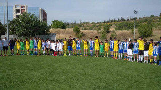 Υπέροχες στιγμές: Μήνυμα κόντρα στη βία από τους πιτσιρικάδες όλων των ακαδημιών στη μνήμη του Αλκη (vids)