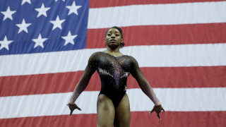 Η Μπάιλς και 90 γυμνάστριες μήνυσαν το FBI και ζητούν 1 δισ. δολάρια