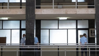 Ποινική δίωξη σε βάρος του 32χρονου που συνελήφθη μετά τους πυροβολισμούς στον Φοίνικα