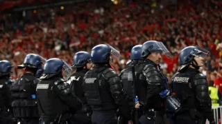 Αρχηγός της αστυνομίας του Παρισιού: «Δική μου η ευθύνη της αποτυχίας, τουλάχιστον δεν είχαμε νεκρούς»