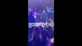 Ξύλο στην συναυλία του Καρρά στη Μελβούρνη: «Έλα ρε παιδιά, έλεος»