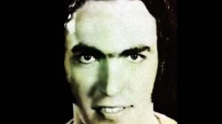 Ο Βασίλης Λεβέντης... τραγουδιστής (vid)