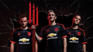 «Back to black» η Γιουνάιτεντ (pics)