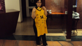 Μια φανέλα για την κυρία Ελισάβετ