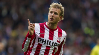 Τα δίνει... ΟΛΑ για Τοιβόνεν: Το παζάρι της Ρεν και οι μνηστήρες