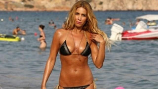Ανανεωμένη και «σέξι» η Κατερίνα Στικούδη (pics)
