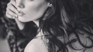 Η sexy Μαρία Κορινθίου (pic)