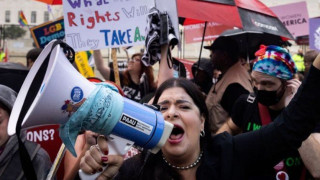 ΗΠΑ: Ανώτατο Δικαστήριο έκρινε παράνομες τις αμβλώσεις!