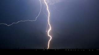 Ελληνική ομάδα διάσωσης: «Όταν πέφτουν κεραυνοί, γονατίζουμε με κλειστά πόδια στην γη»