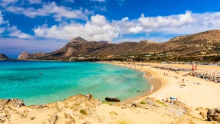 ΤUI: «Φέτος το υψηλότερο επίπεδο ζήτησης όλων των εποχών για την Ελλάδα»