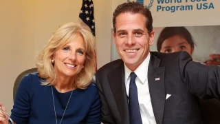 ΗΠΑ: Όταν ο Χάντερ Μπάιντεν αποκάλεσε τη σύζυγο του πατέρα του «καρ@@@λα με περικεφαλαία»