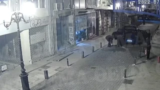 Θεσσαλονίκη: Ληστές «μπουκάρουν» σε χρυσοχοείο και ξηλώνουν χρηματοκιβώτιο σε 180"