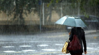 Αρναούτογλου: Προσοχή! Αστραπόβροντα, καταιγίδες και χαλάζι -Οι επικίνδυνες περιοχές