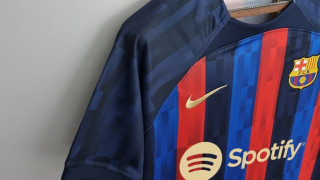 Μπαρτσελόνα: Ο απίστευτος λόγος που σταμάτησε η πώληση της φανέλας του Λεβαντόφσκι