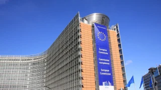 Κομισιόν: Σήμερα το πακέτο μέτρων για την εξοικονόμηση ενέργειας