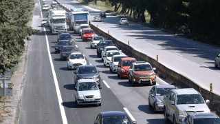 Φεύγουν... τρέχοντας οι Θεσσαλονικείς – Σημειωτόν η κίνηση για Χαλκιδική