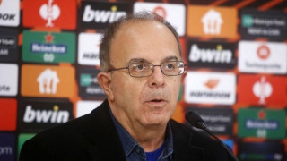 Βερνίκος: «Ο Ολυμπιακός δεν βάζει τα κλάματα, δουλεύει για να επιστρέψει στο Champions League»