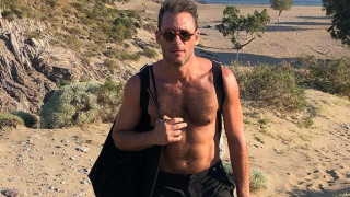 Αντίνοος Αλμπάνης: Το Instagram του κατέβασε την γυμνή φωτογραφία και αυτός αντέδρασε