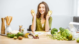 Τα 9 καλύτερα φρούτα και λαχανικά που ενισχύουν το ανοσοποιητικό σύστημα