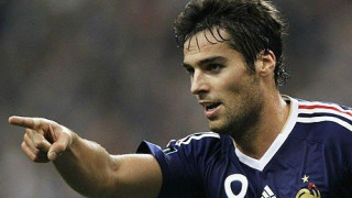 Ο Γκουργκίφ υπογράφει στην...