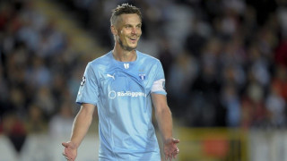 ΑΠΙΣΤΕΥΤΟ: Δύο ψαλιδάκια, δύο δοκάρια! (VIDEO)