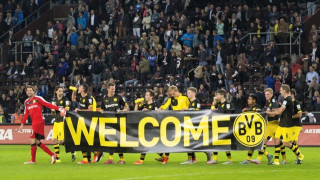 Μεγάλο κλαμπ και εκτός γραμμών