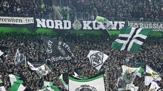 Στο πλευρό των προσφύγων και η Γκλάντμπαχ