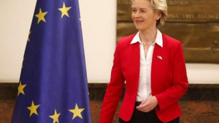 Μήνυμα Φον ντερ Λάιεν : «Χάρη στην αποφασιστικότητα και τη δύναμη της η Ελλάδα»