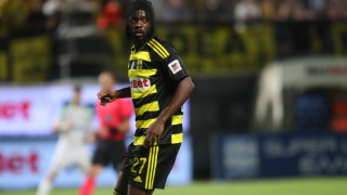 Το ποστάρισμα Ζερβίνιο για την πρεμιέρα και το σχόλιο Καρυπίδη