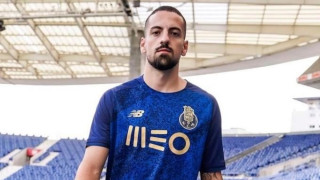 Record: «Μένει στην Πόρτο ο Μπρούνο Κόστα»