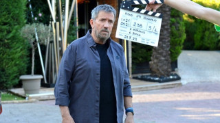 «Κάνε ότι κοιμάσαι»: Πότε κάνει πρεμιέρα η σειρά του Σπύρου Παπαδόπουλου